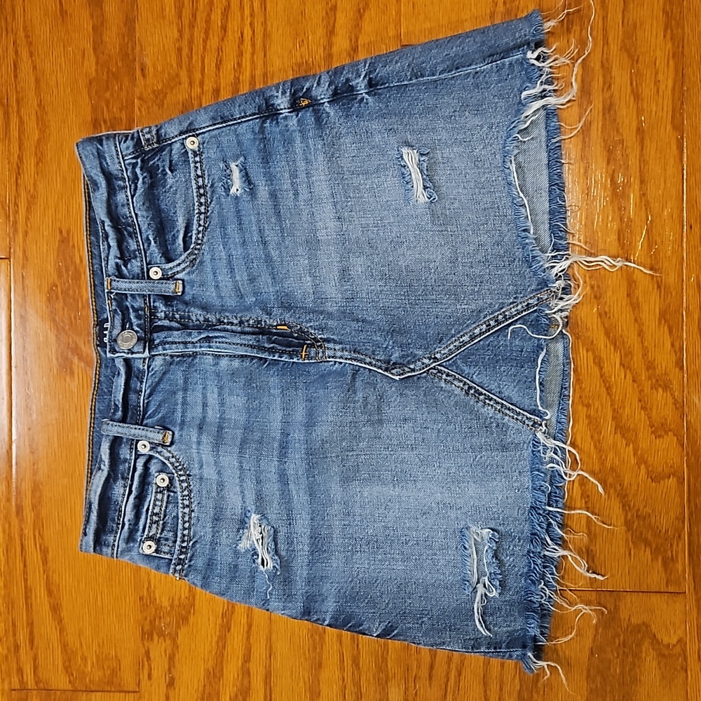 Gap Denim Skirt with Fray - Picture 2 of 8